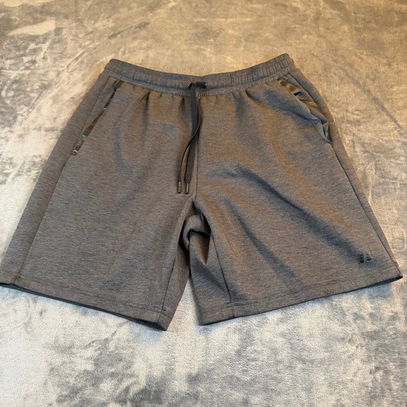 Russell Athletic Gray Athletic Shorts Drawstring Pockets Gym Workout Mens Large - Picture 1 of 11